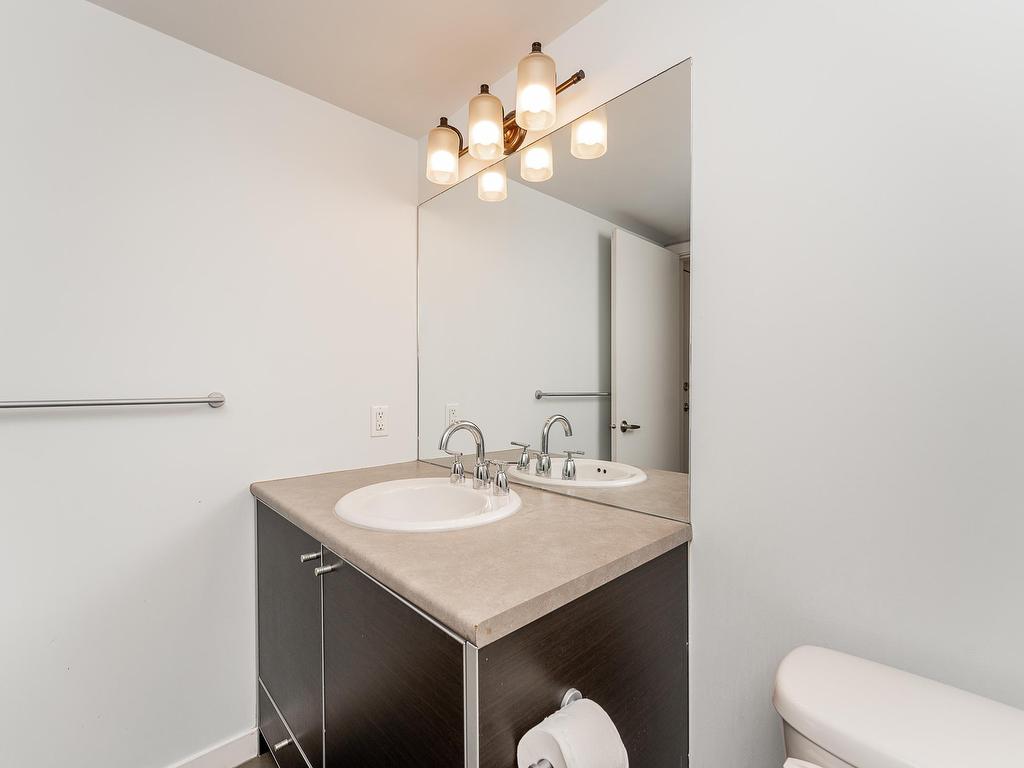 









9981


Whalley

Boulevard, 2503,
Surrey,




BC
V3T 0G6

