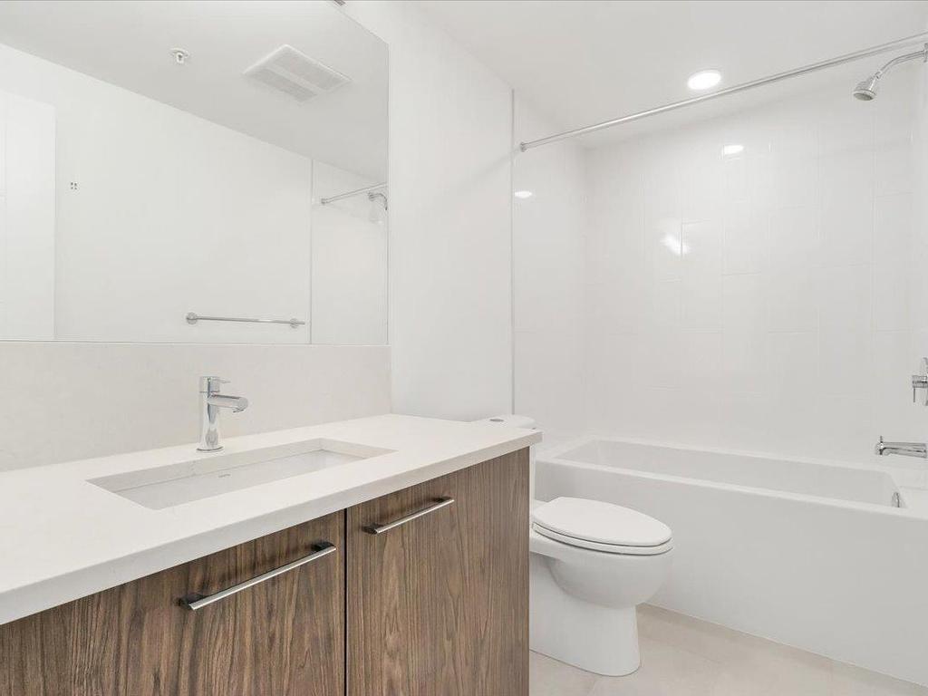









3182


Gladwin

Road, 503,
Abbotsford,




BC
V2T 0K8

