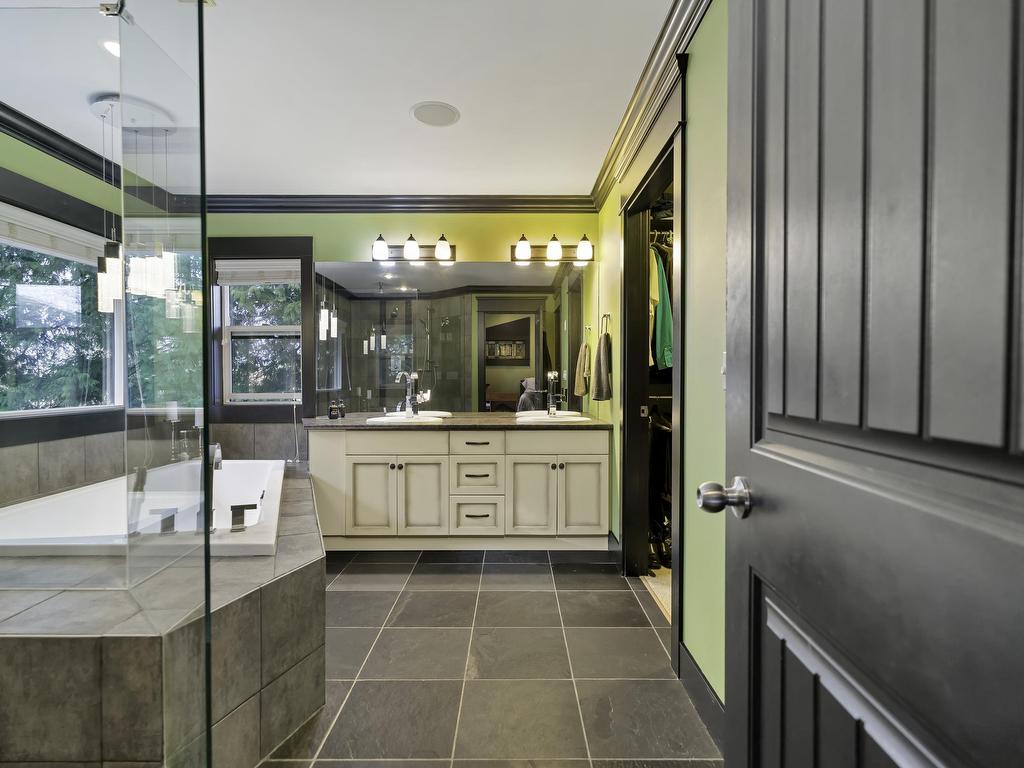 









27820


Maclure

Road,
Abbotsford,




BC
V4X 1T2

