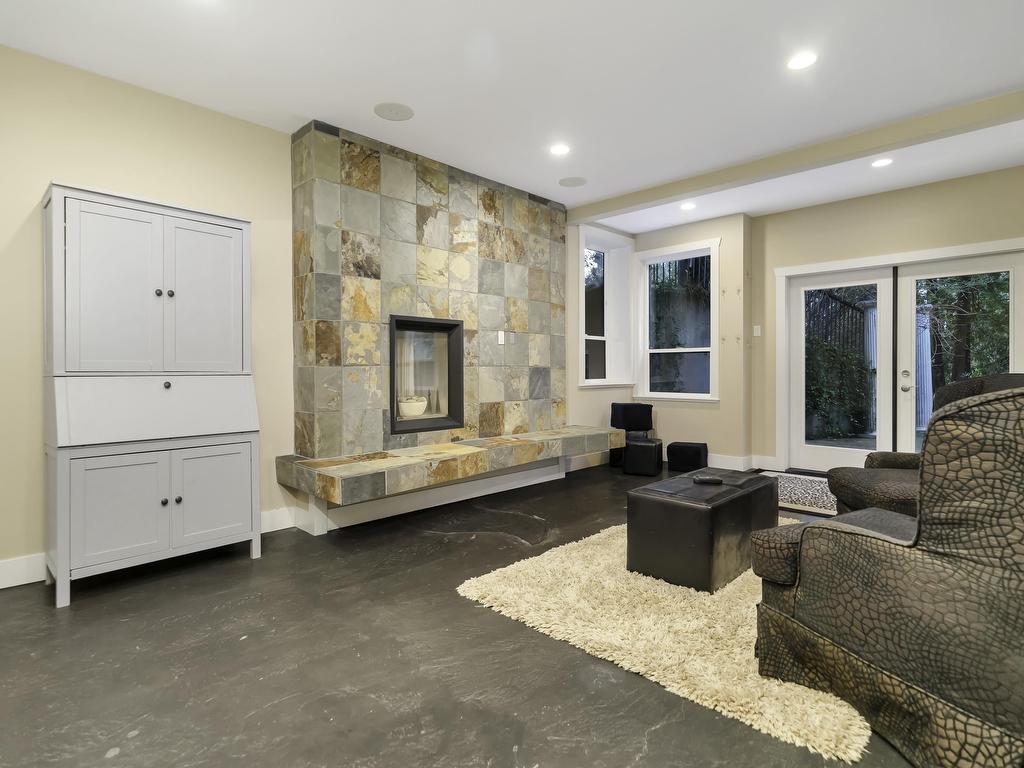 









27820


Maclure

Road,
Abbotsford,




BC
V4X 1T2

