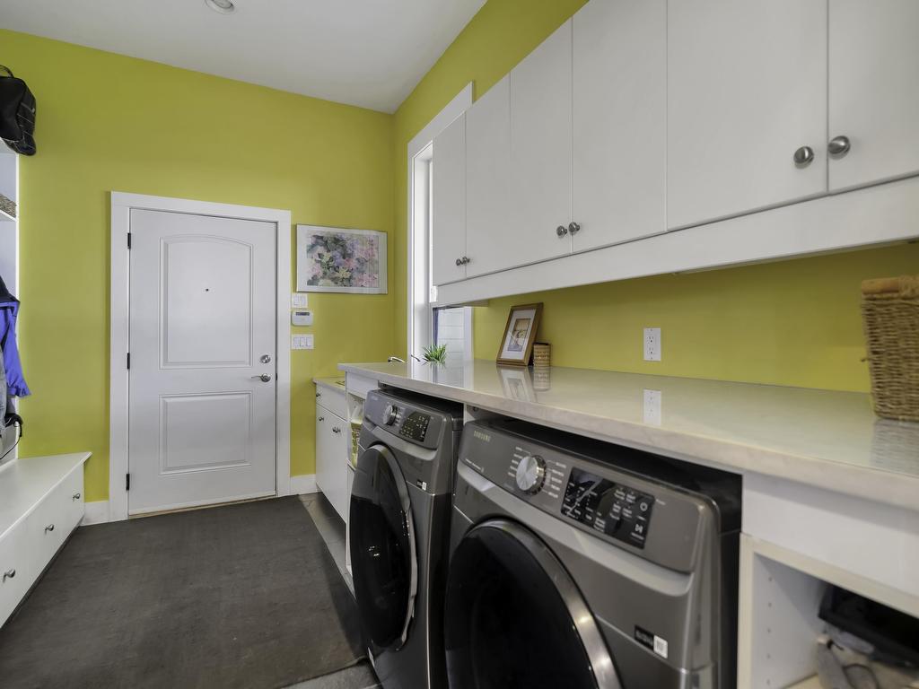 









27820


Maclure

Road,
Abbotsford,




BC
V4X 1T2

