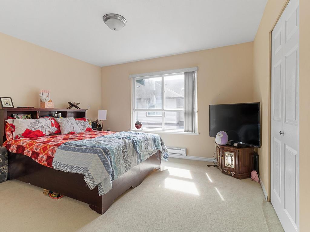 









12730


66

Avenue, 18,
Surrey,




BC
V3W 2A9

