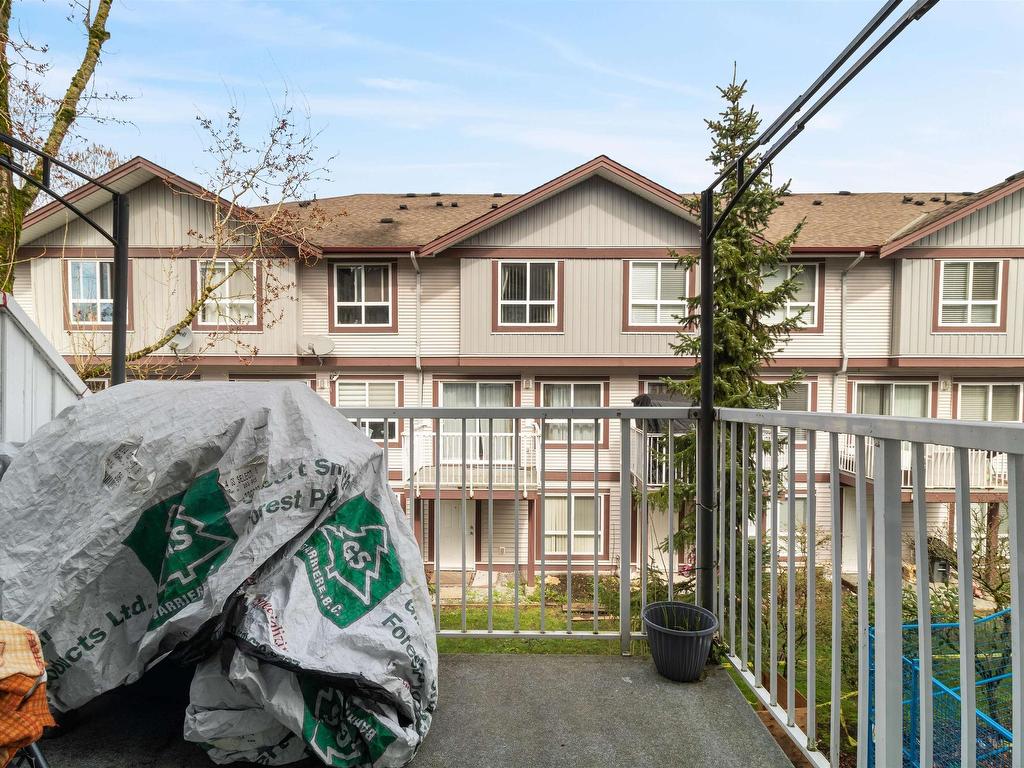 









12730


66

Avenue, 18,
Surrey,




BC
V3W 2A9

