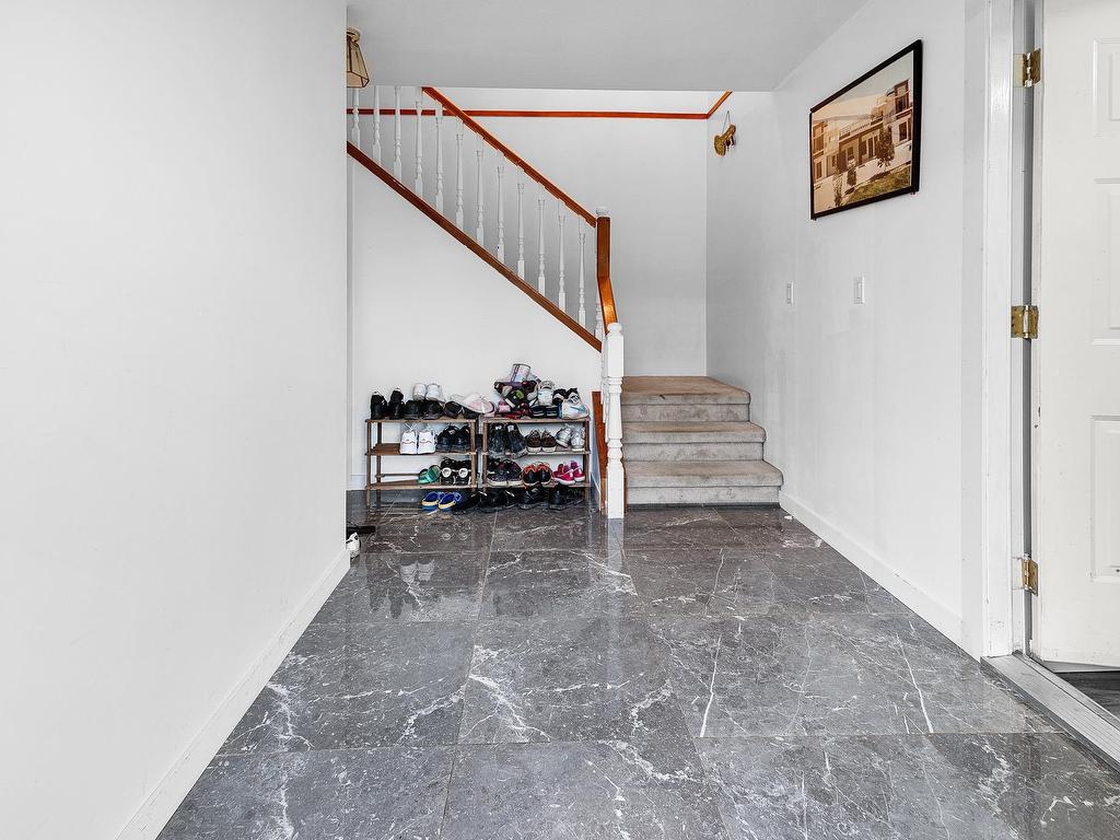 









19037


60

Avenue,
Surrey,




BC
V3S 8A1

