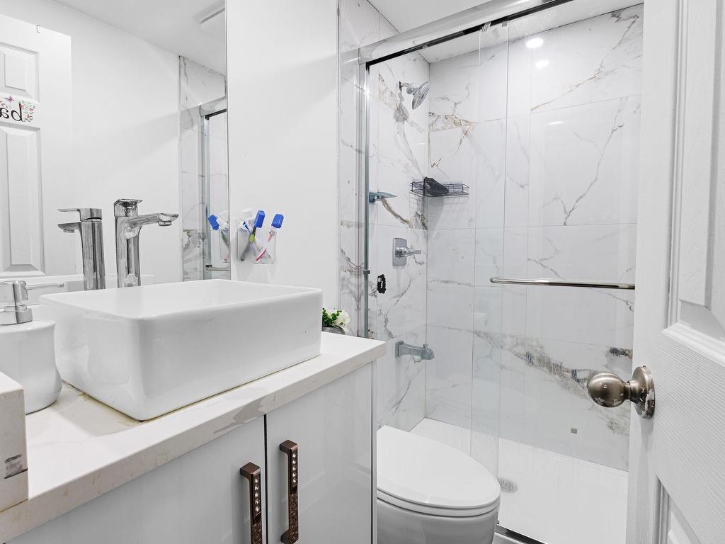 









19037


60

Avenue,
Surrey,




BC
V3S 8A1

