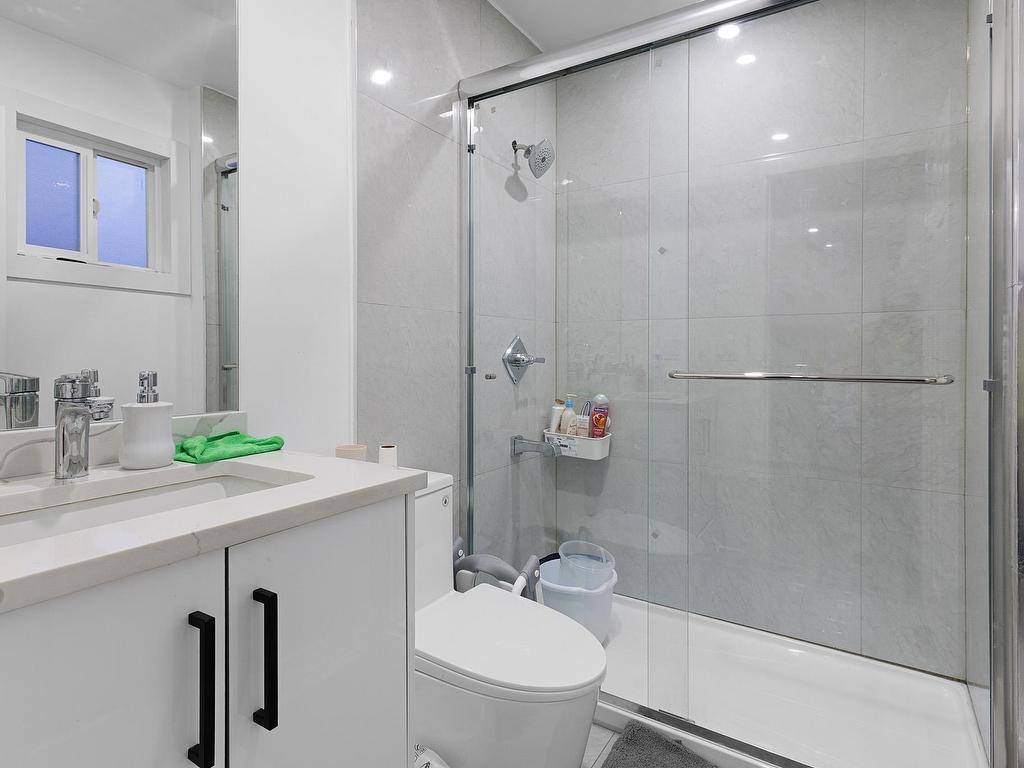 









19037


60

Avenue,
Surrey,




BC
V3S 8A1

