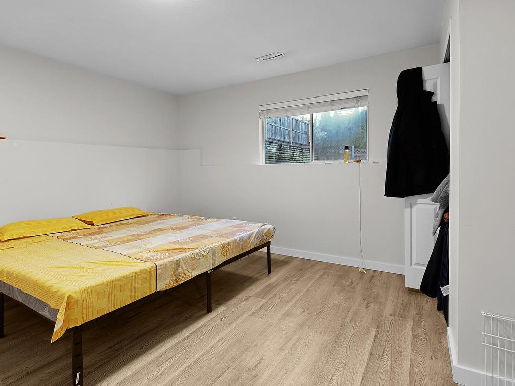 









19037


60

Avenue,
Surrey,




BC
V3S 8A1

