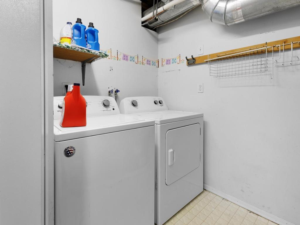 









19037


60

Avenue,
Surrey,




BC
V3S 8A1

