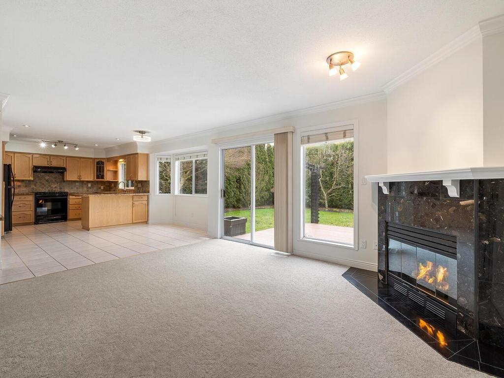 









13346


60

Avenue,
Surrey,




BC
V3X 2M2

