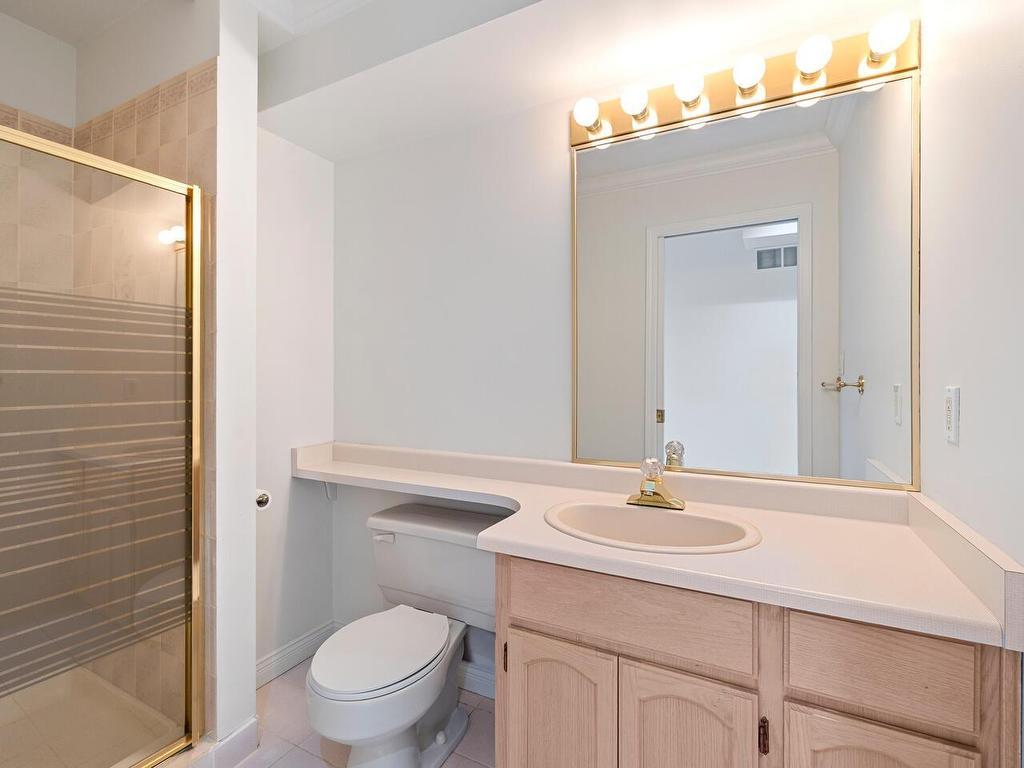 









13346


60

Avenue,
Surrey,




BC
V3X 2M2

