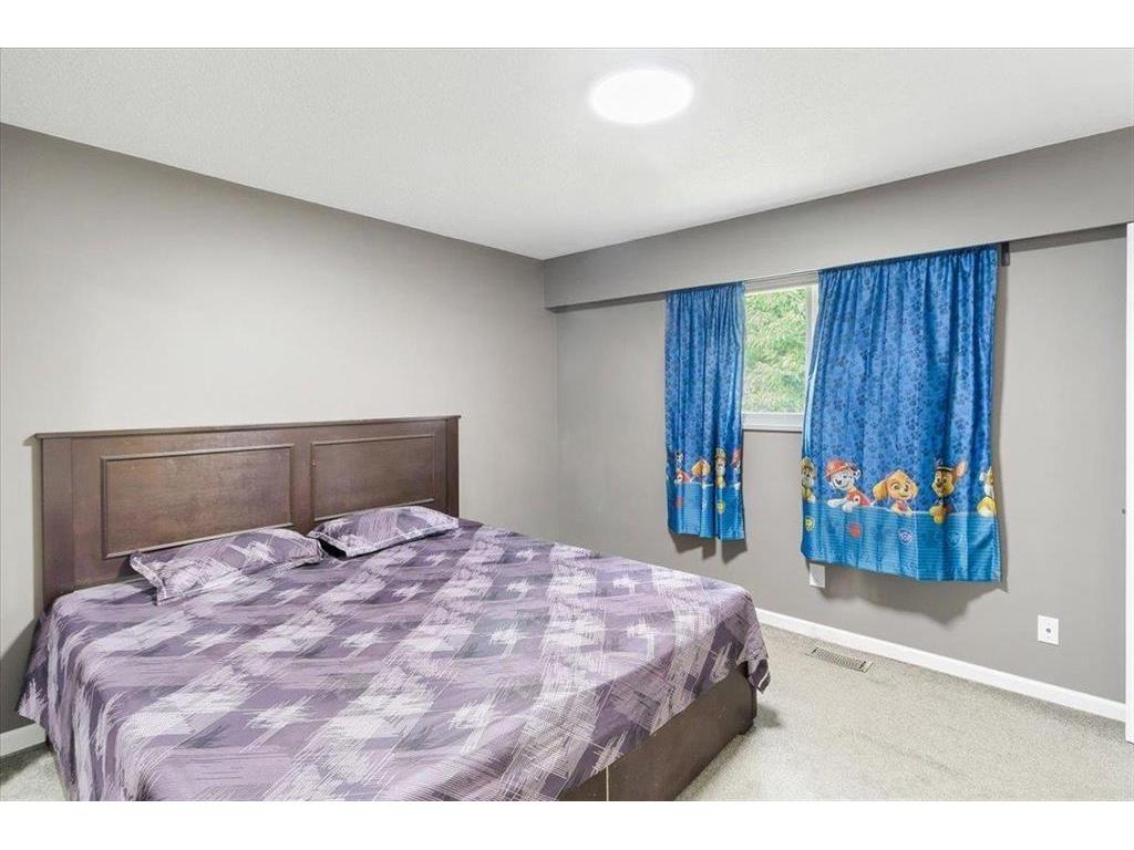 









7125


114a

Street,
Delta,




BC
V4E 1X3

