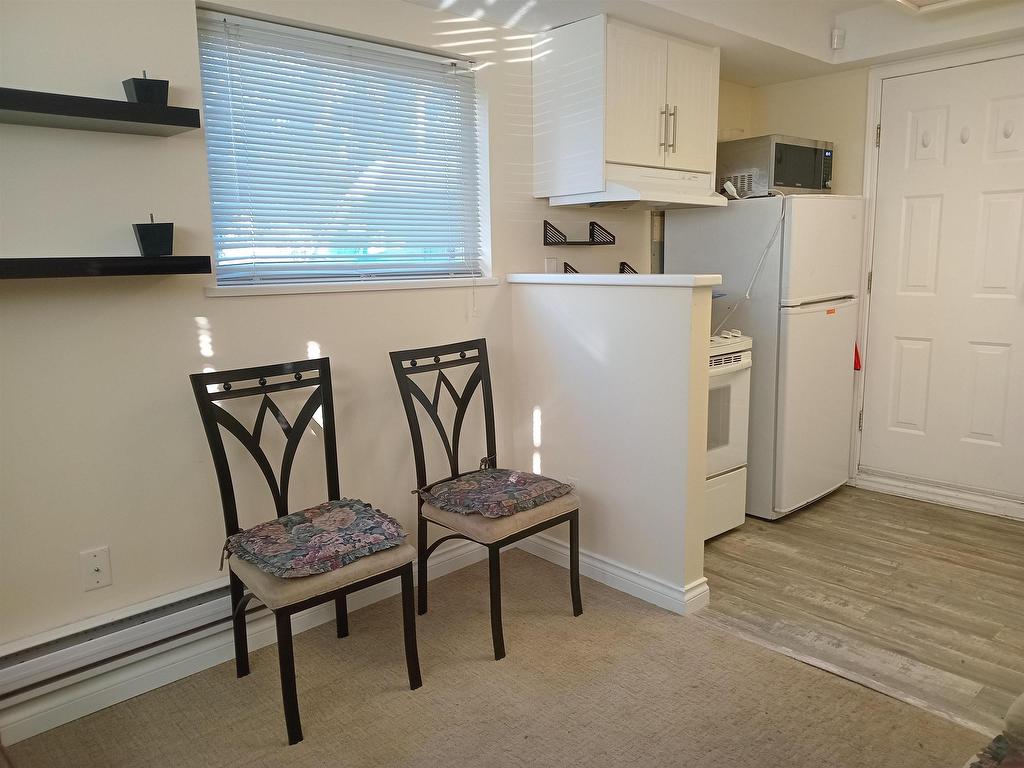 









6084


126

Street,
Surrey,




BC
V3X 1V6

