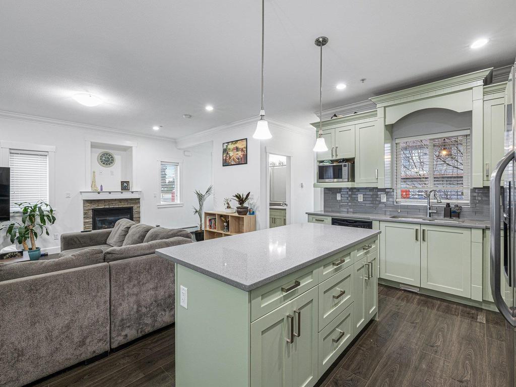 









27234


30

Avenue, 4,
Langley,




BC
V4W 3J6

