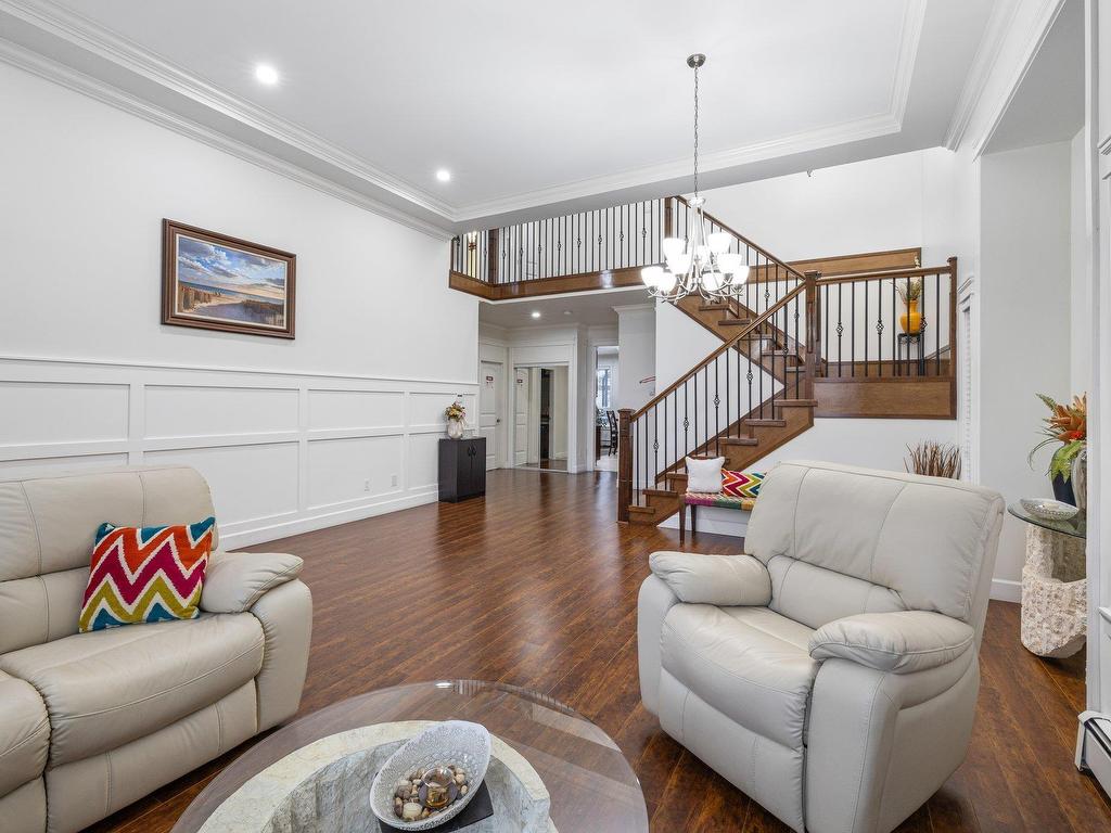 









6250


142b

Street,
Surrey,




BC
V3X 0B7

