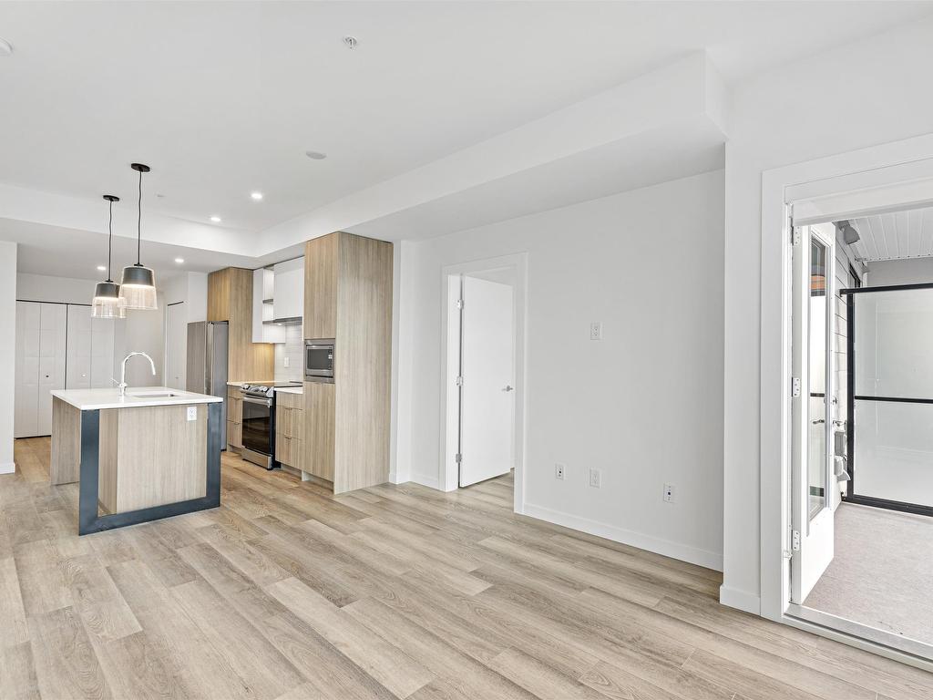 









20695


Eastleigh

Crescent, 401,
Langley,




BC
V3A 0P7

