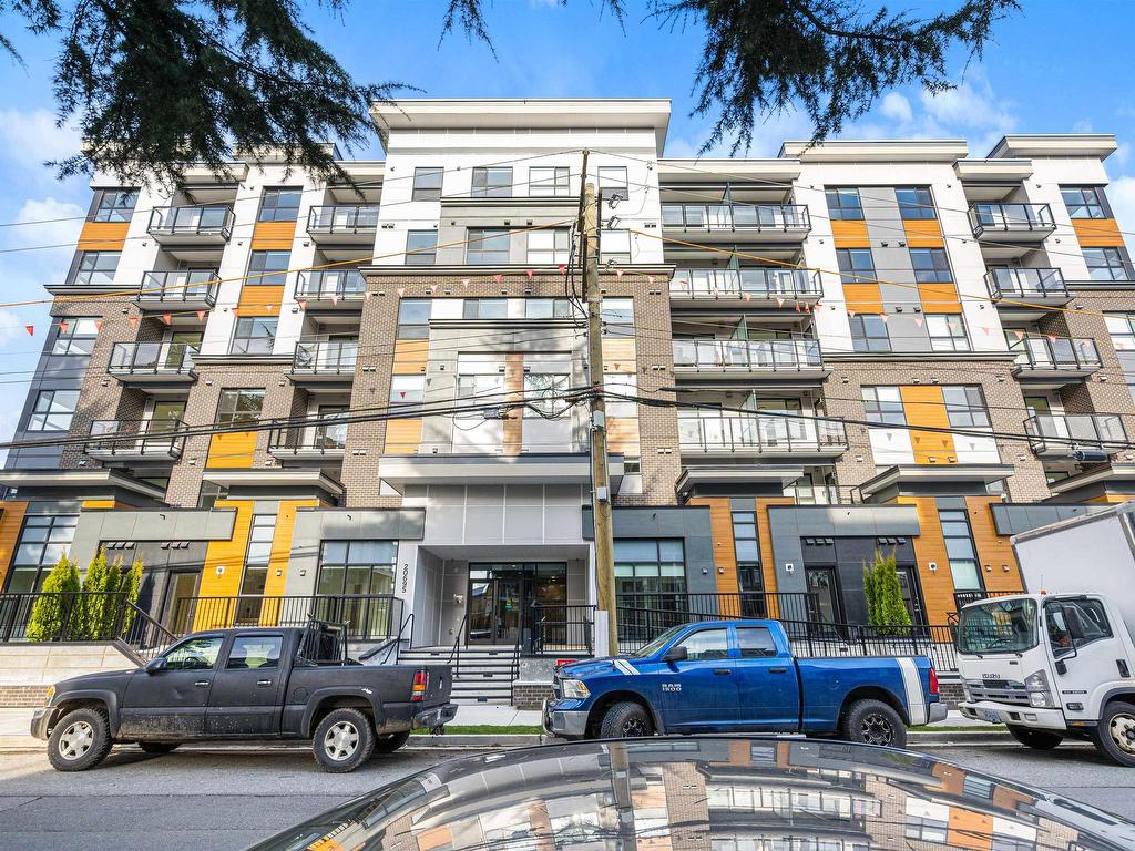 









20695


Eastleigh

Crescent, 401,
Langley,




BC
V3A 0P7

