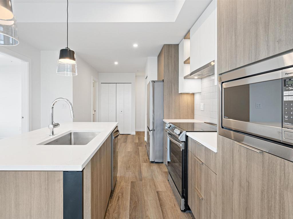 









20695


Eastleigh

Crescent, 401,
Langley,




BC
V3A 0P7

