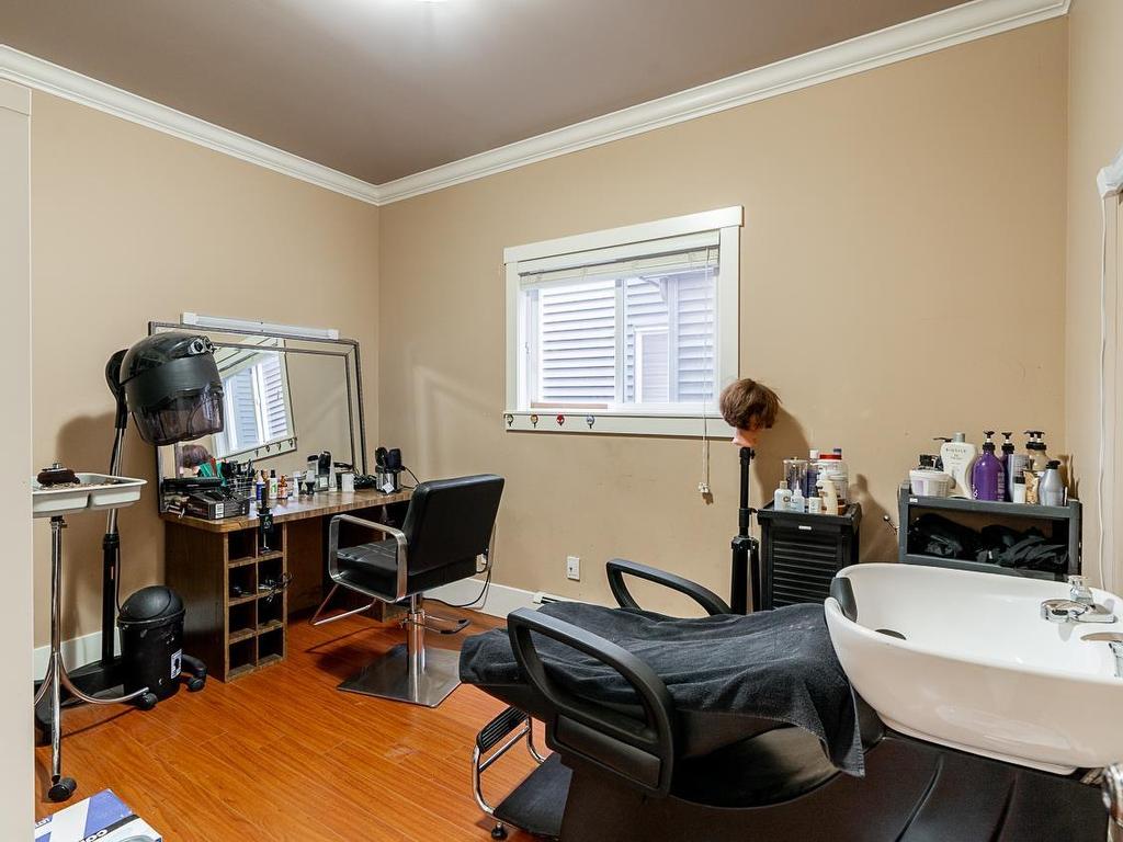 









27760


Pullman

Avenue,
Abbotsford,




BC
V4X 0A2

