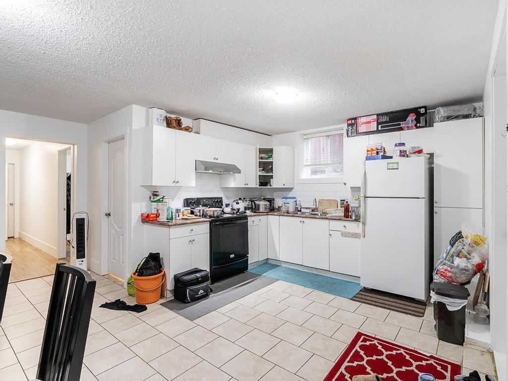 









27760


Pullman

Avenue,
Abbotsford,




BC
V4X 0A2

