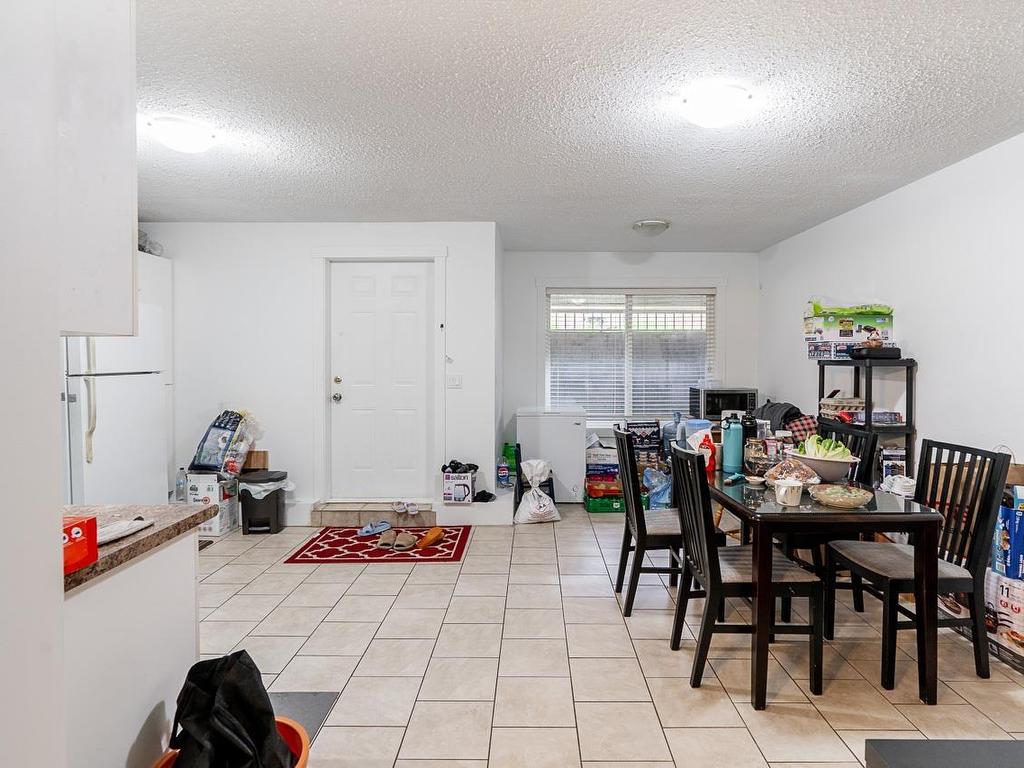 









27760


Pullman

Avenue,
Abbotsford,




BC
V4X 0A2

