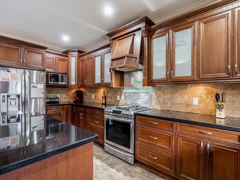 









27760


Pullman

Avenue,
Abbotsford,




BC
V4X 0A2

