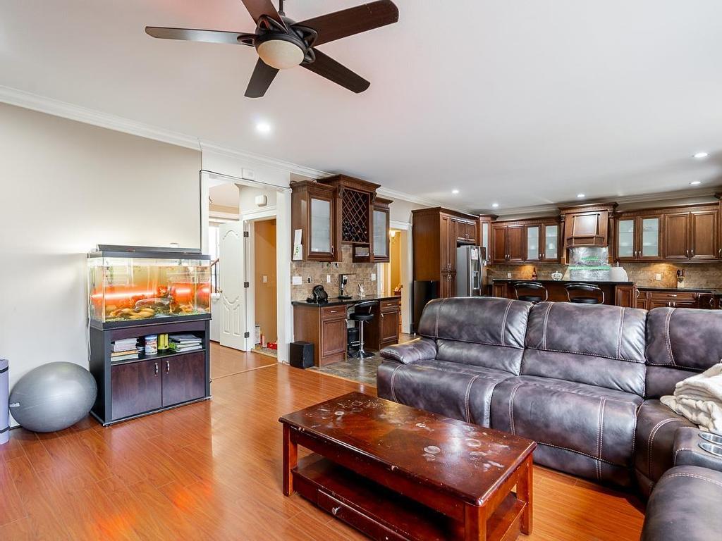 









27760


Pullman

Avenue,
Abbotsford,




BC
V4X 0A2

