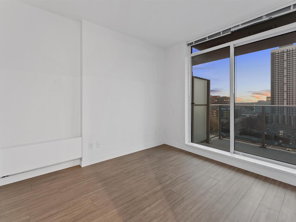 









13615


Fraser

Highway, 1001,
Surrey,




BC
V3T 0P7

