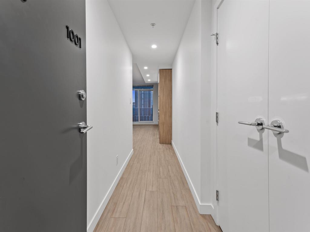 









13615


Fraser

Highway, 1001,
Surrey,




BC
V3T 0P7

