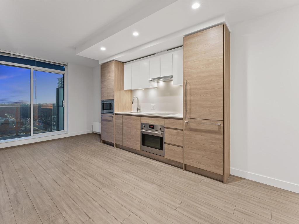 









13615


Fraser

Highway, 1001,
Surrey,




BC
V3T 0P7

