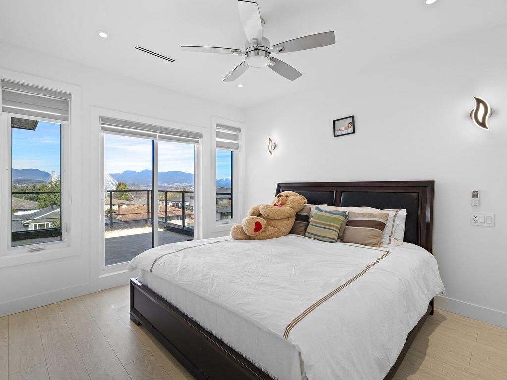 









14714


111a

Avenue,
Surrey,




BC
V3R 2E1

