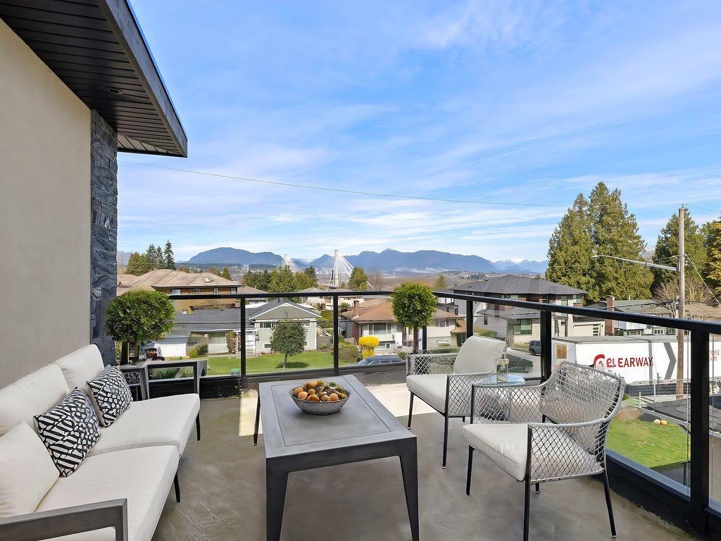 









14714


111a

Avenue,
Surrey,




BC
V3R 2E1

