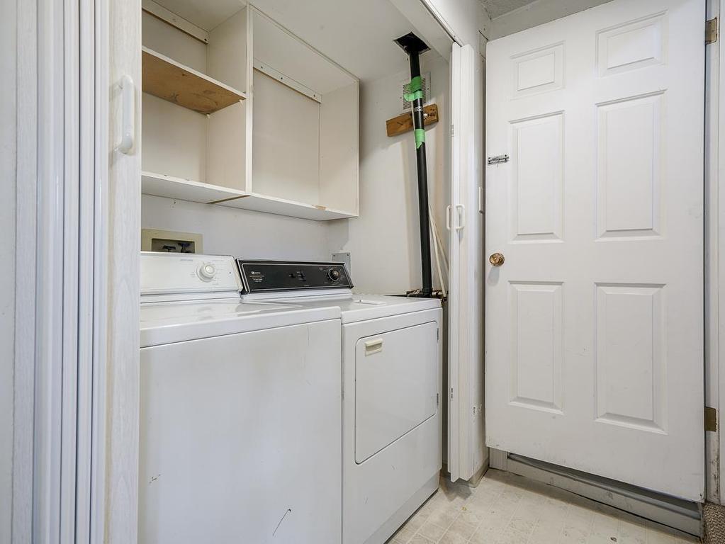 









1806


156

Street,
Surrey,




BC
V4A 4T6

