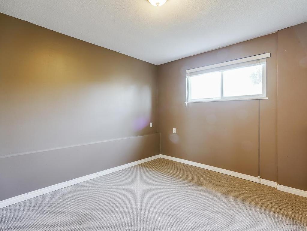 









1806


156

Street,
Surrey,




BC
V4A 4T6


