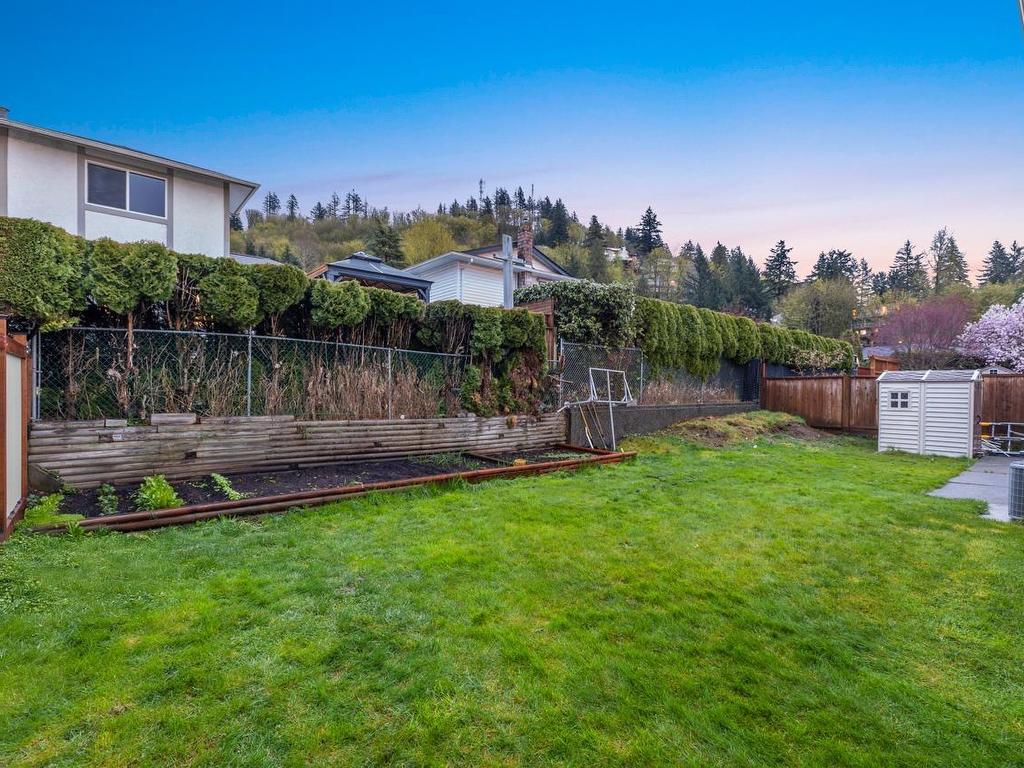 









2862


Glenavon

Court,
Abbotsford,




BC
V3G 1G7


