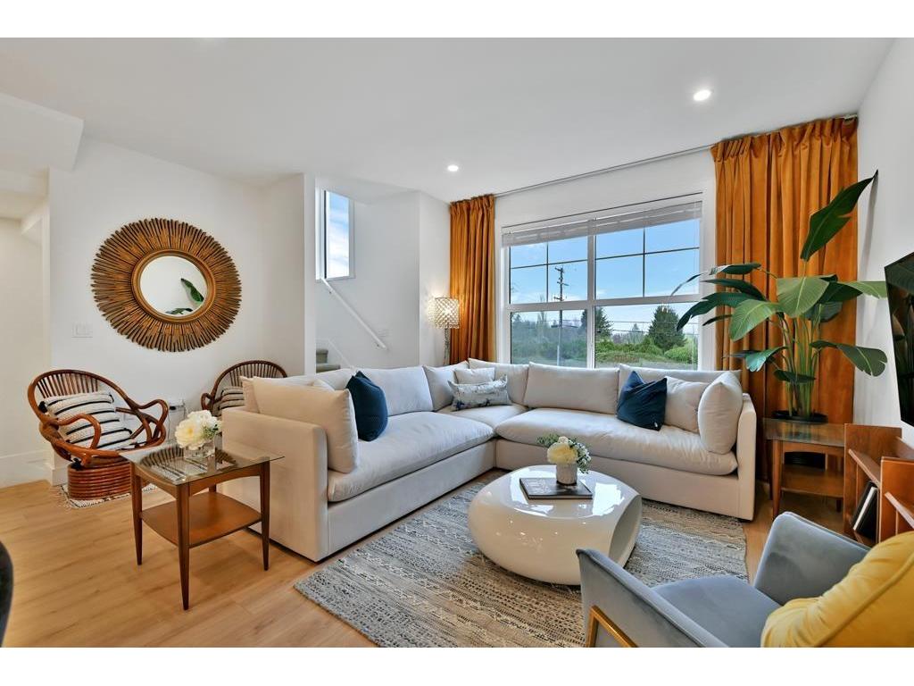 









7967


197

Street, 8,
Langley,




BC
V2Y 3P1

