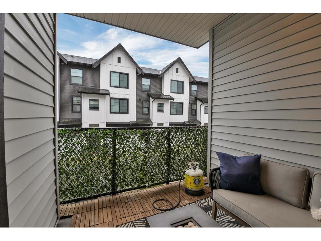 









7967


197

Street, 8,
Langley,




BC
V2Y 3P1

