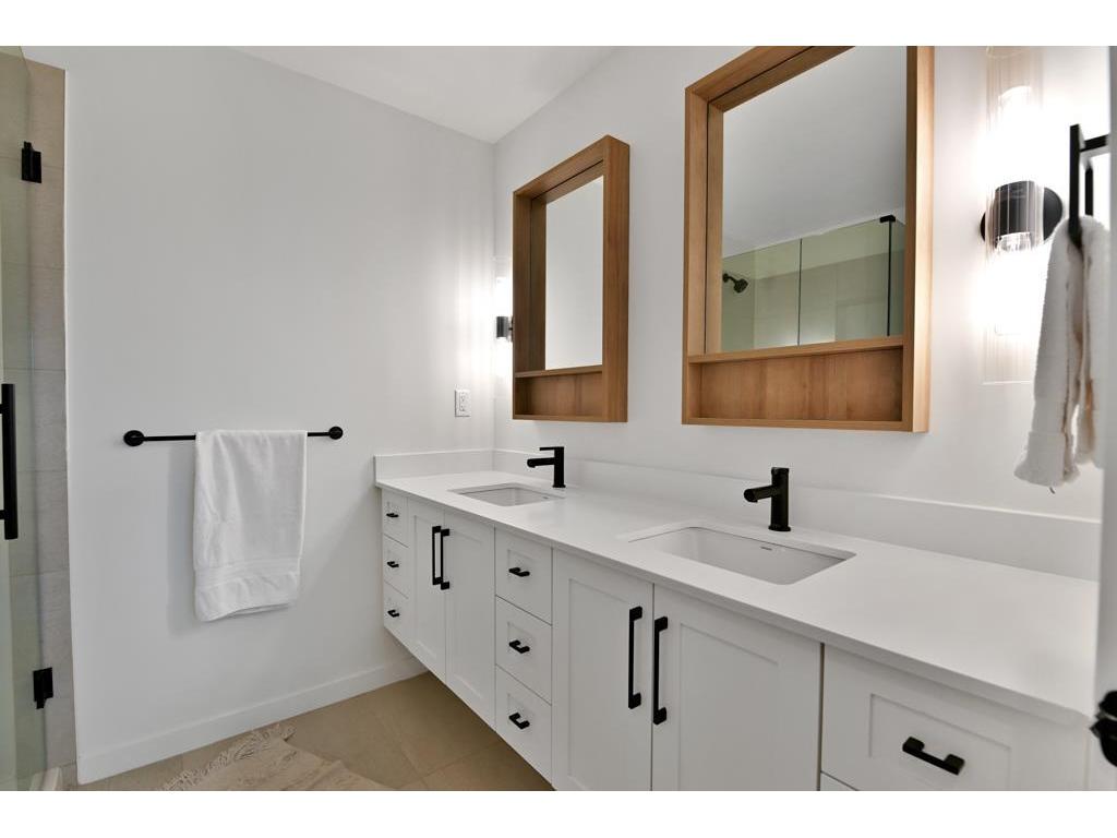 









7967


197

Street, 8,
Langley,




BC
V2Y 3P1

