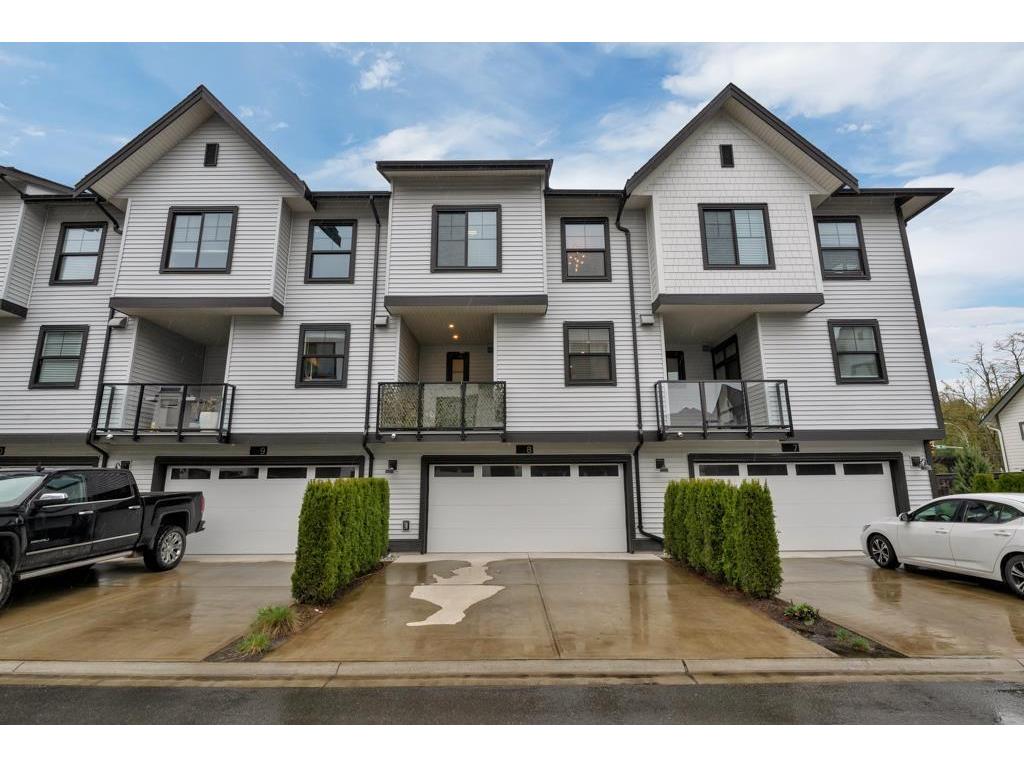 









7967


197

Street, 8,
Langley,




BC
V2Y 3P1

