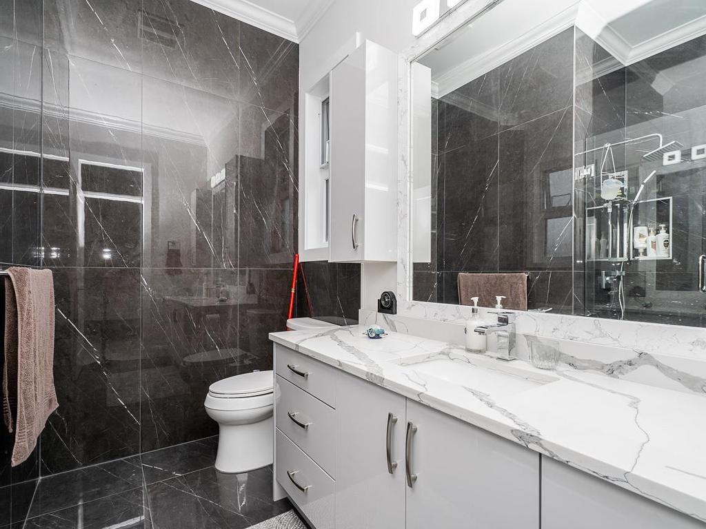 









14752


60a

Avenue,
Surrey,




BC
V3S 1W1

