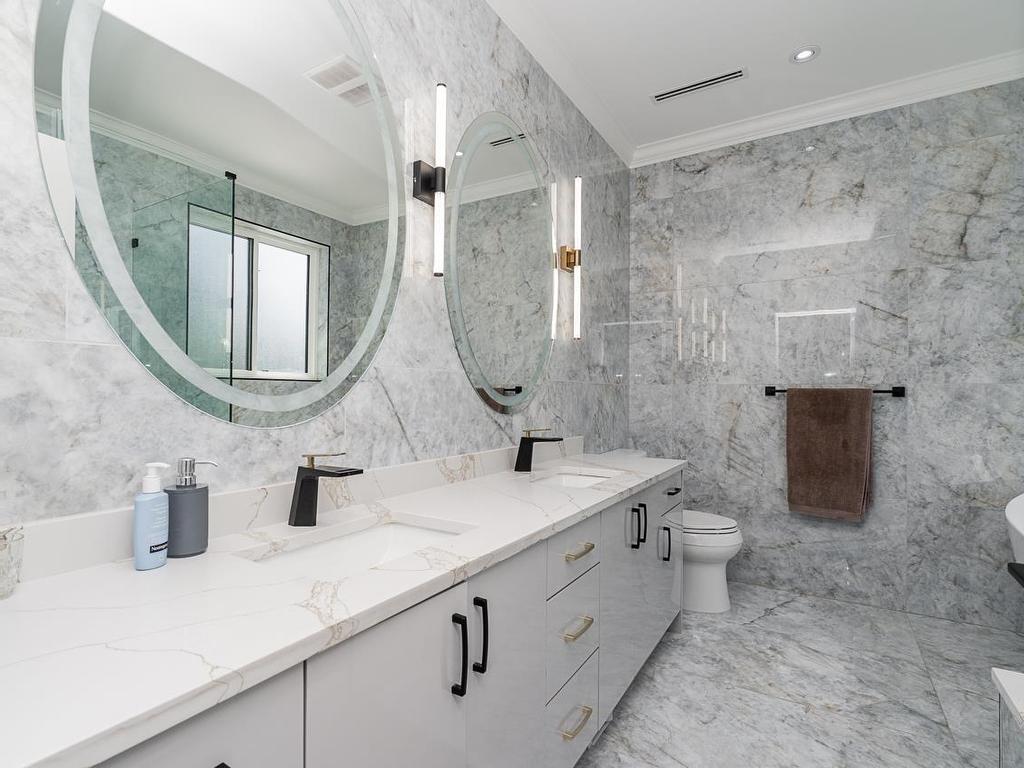 









14752


60a

Avenue,
Surrey,




BC
V3S 1W1

