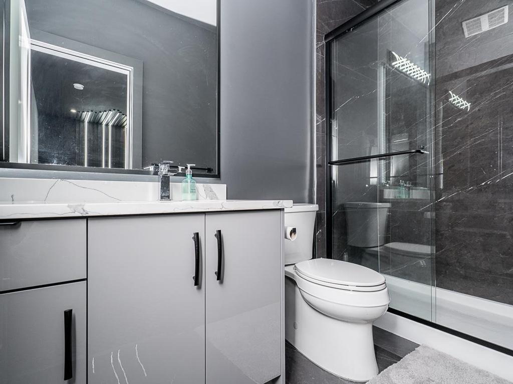 









14752


60a

Avenue,
Surrey,




BC
V3S 1W1

