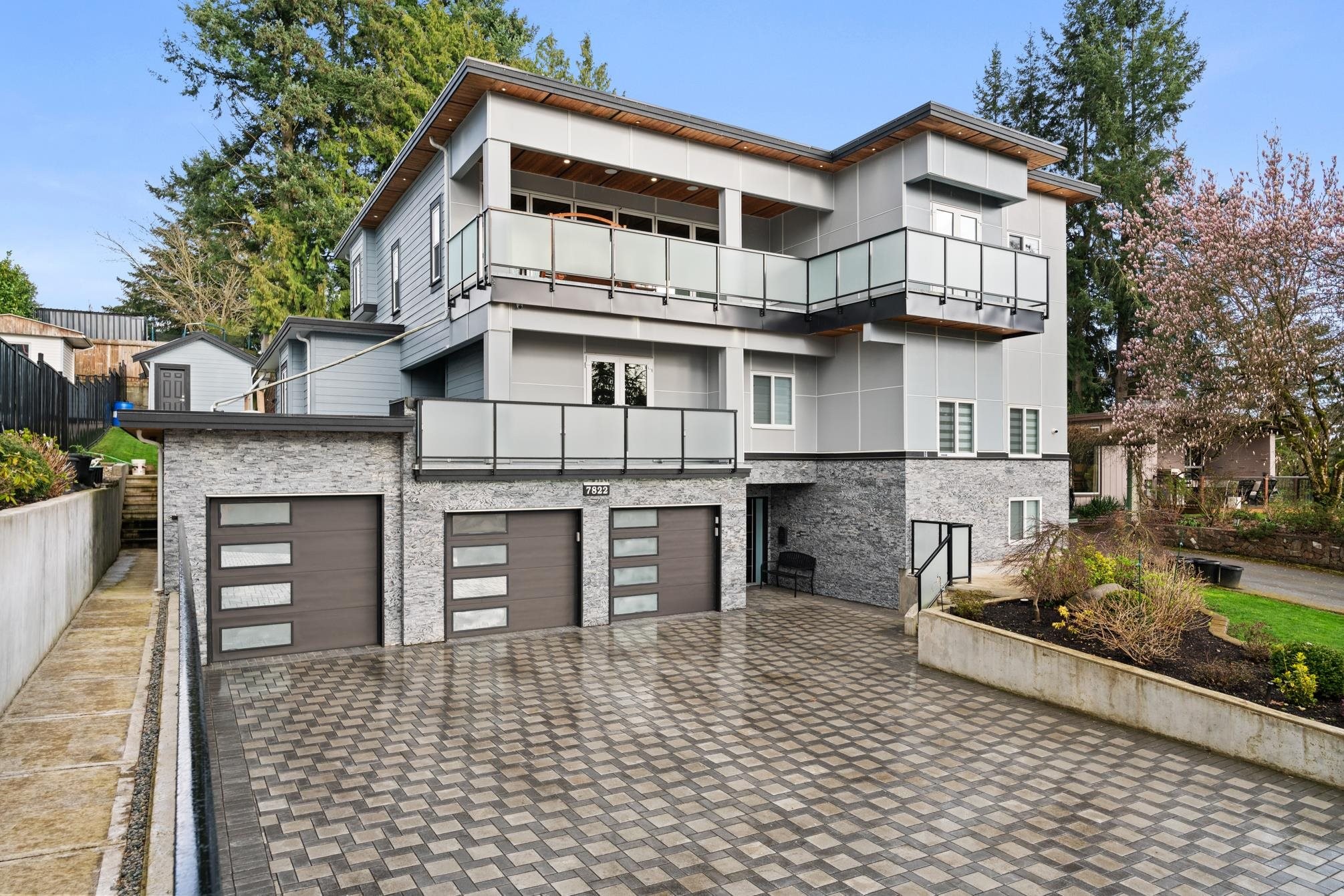 









7822


108

Street,
Delta,




BC
V4C 4C2

