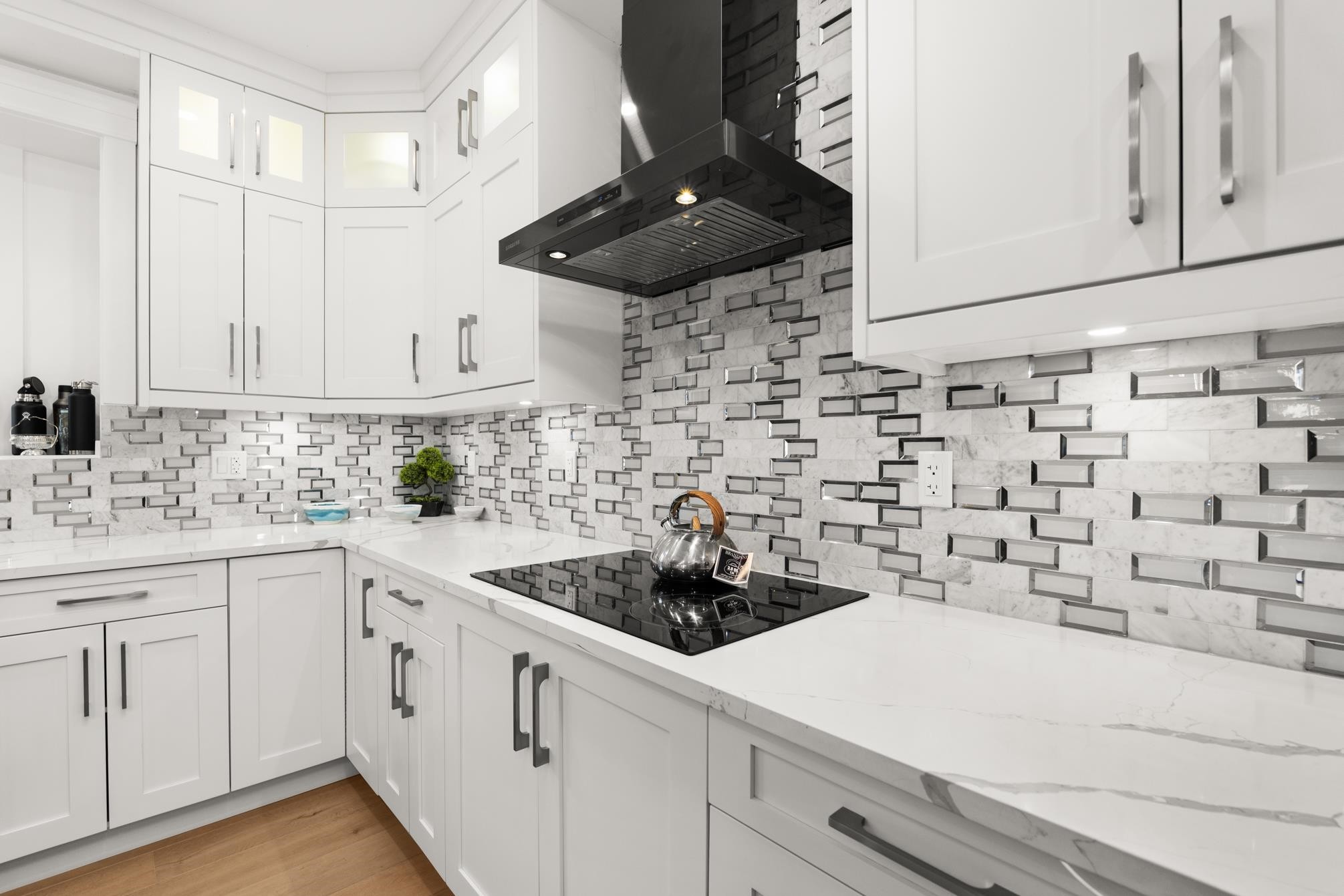 









7822


108

Street,
Delta,




BC
V4C 4C2

