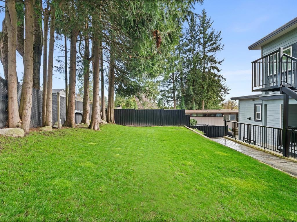 









7822


108

Street,
Delta,




BC
V4C 4C2

