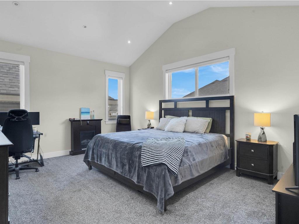 









5888


139a

Street,
Surrey,




BC
V3X 0G7

