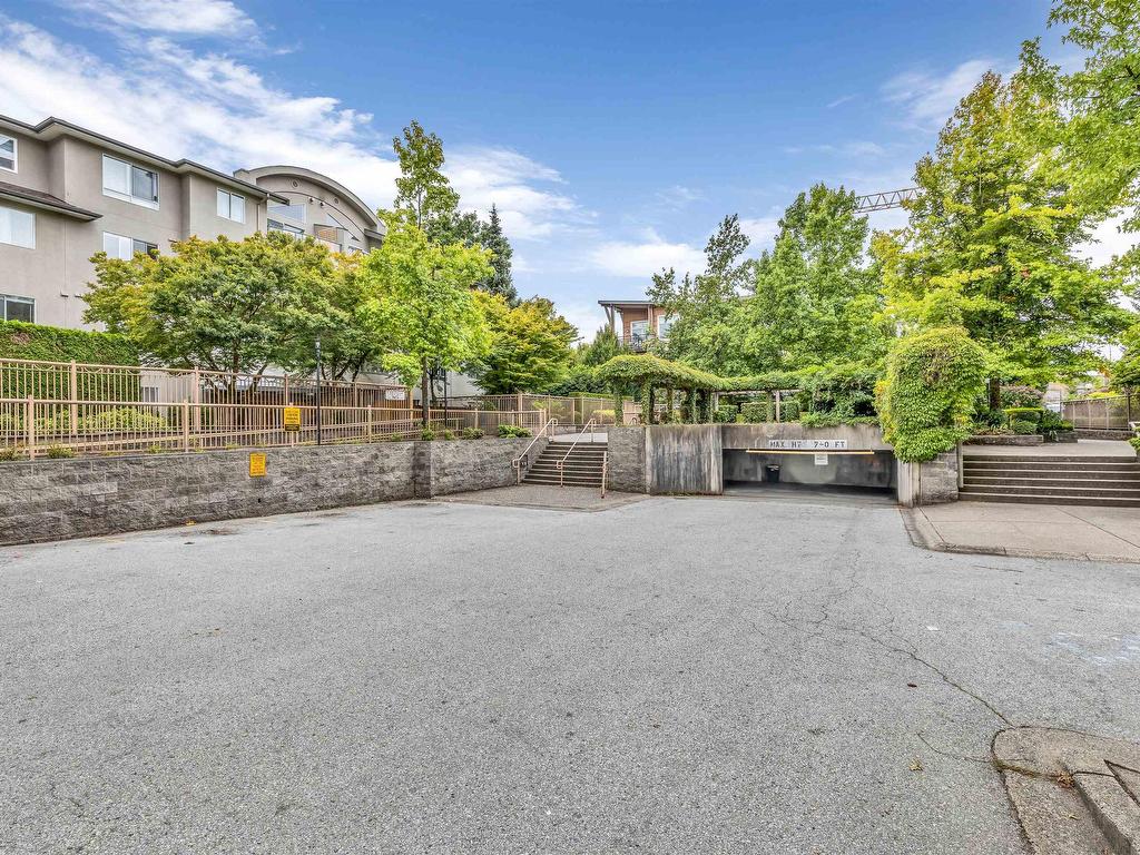 









13740


75a

Avenue, 202,
Surrey,




BC
V3W 0E8

