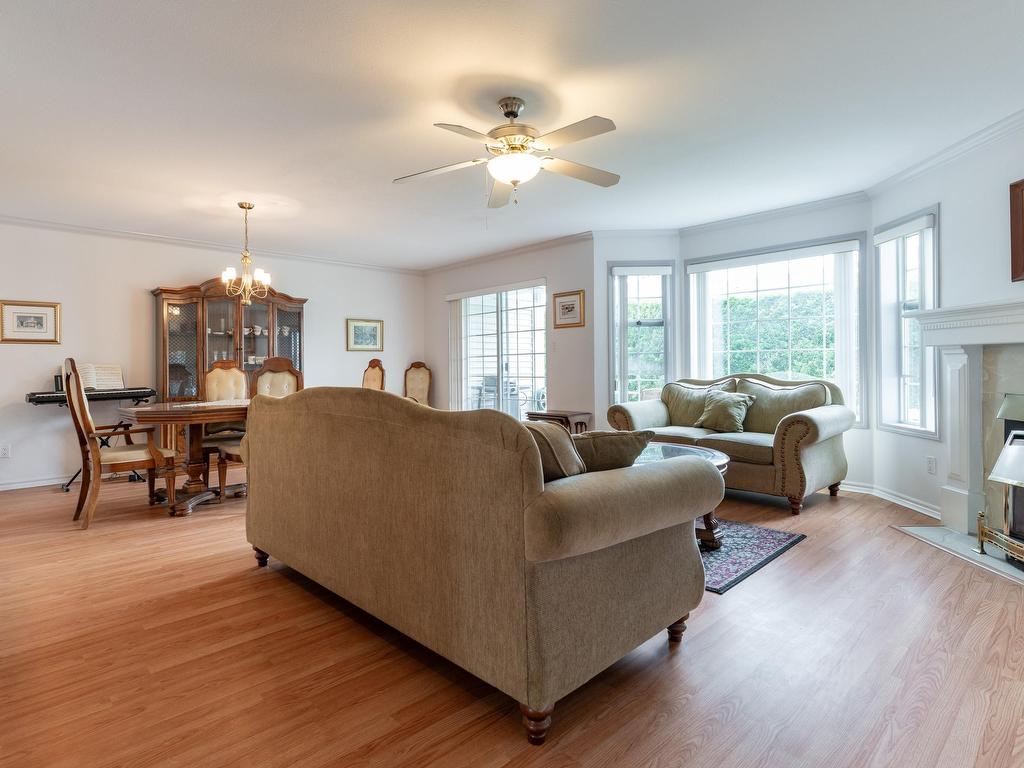 









9109


154

Street, 209,
Surrey,




BC
V3R 9G8


