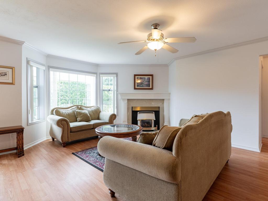 









9109


154

Street, 209,
Surrey,




BC
V3R 9G8

