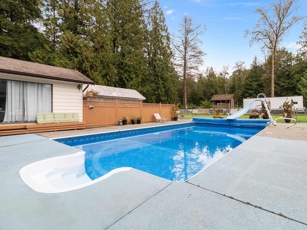 









18478


94

Avenue,
Surrey,




BC
V4N 4P9

