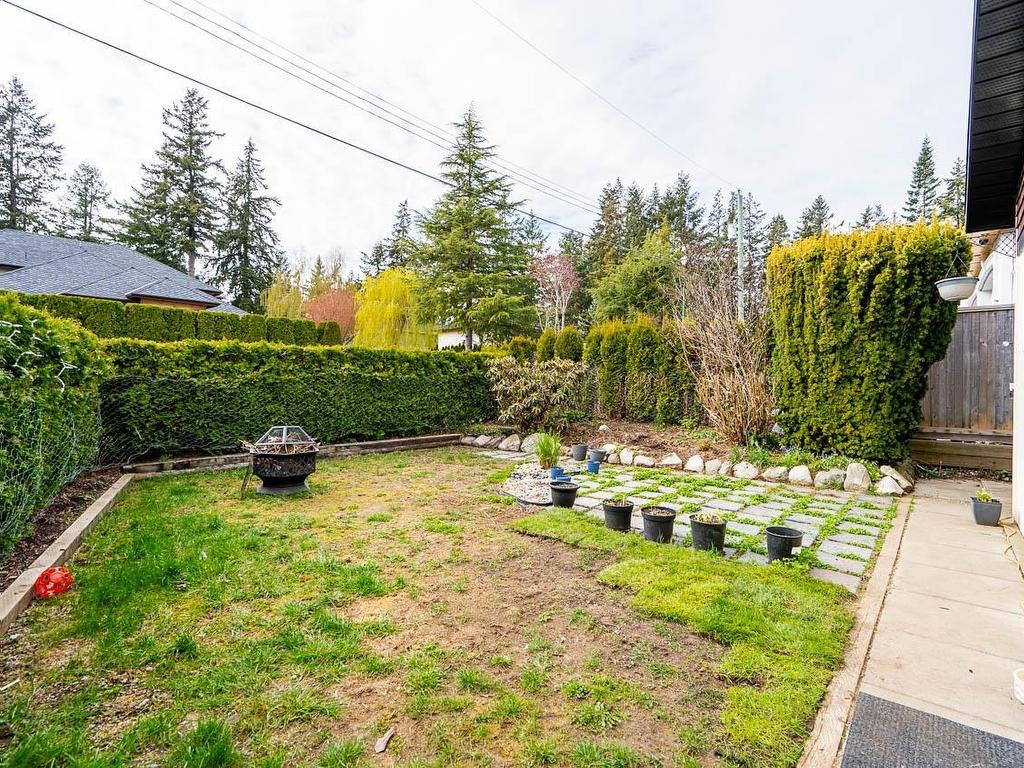 









1766


139

Street,
Surrey,




BC
V4A 4G7

